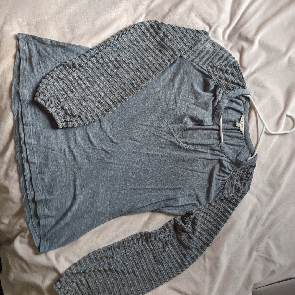 lucky brand blue balloon sleeve shirt